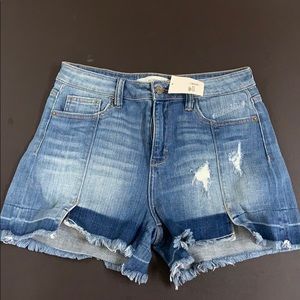 Hidden denim shorts